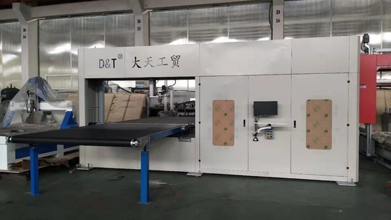 回転のナイフDTC-R2012V 5kwが付いている縦のスポンジの打抜き機