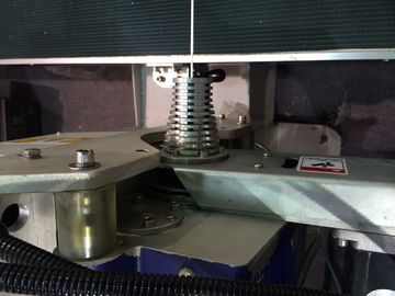 との地図をつくる適用範囲が広い泡のためのワーク テーブル8.5KWの泡立ったり/振動の刃のカッターは
