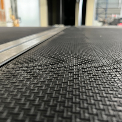 低コスト DT CNC サイクルのリングナイフ 泡切断機 0 - 6m/Min