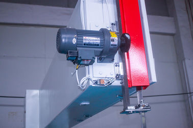 高く有効なポリウレタン ブロックの縦の泡の打抜き機