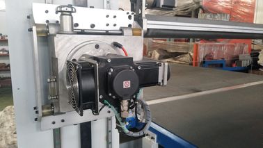 CNCの二重刃の3D形を切る振動の輪郭の打抜き機
