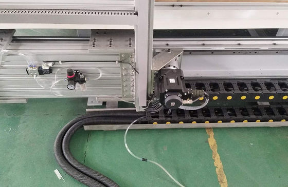 産業1.5mmのための建築材料の岩綿CNCの輪郭のカッターDTC-F2012