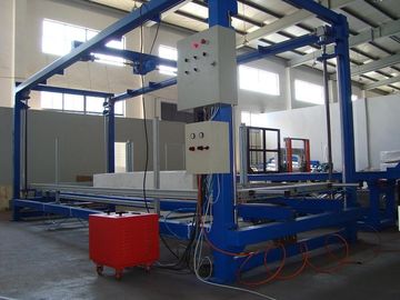 14.5 KWはポリスチレンのためのCNCの泡のカッターの泡の打抜き機の機械類を不正に操作します