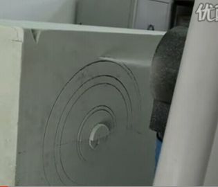 適用範囲が広い PU のための CNC の輪郭のスポンジの打抜き機、PC 制御機械